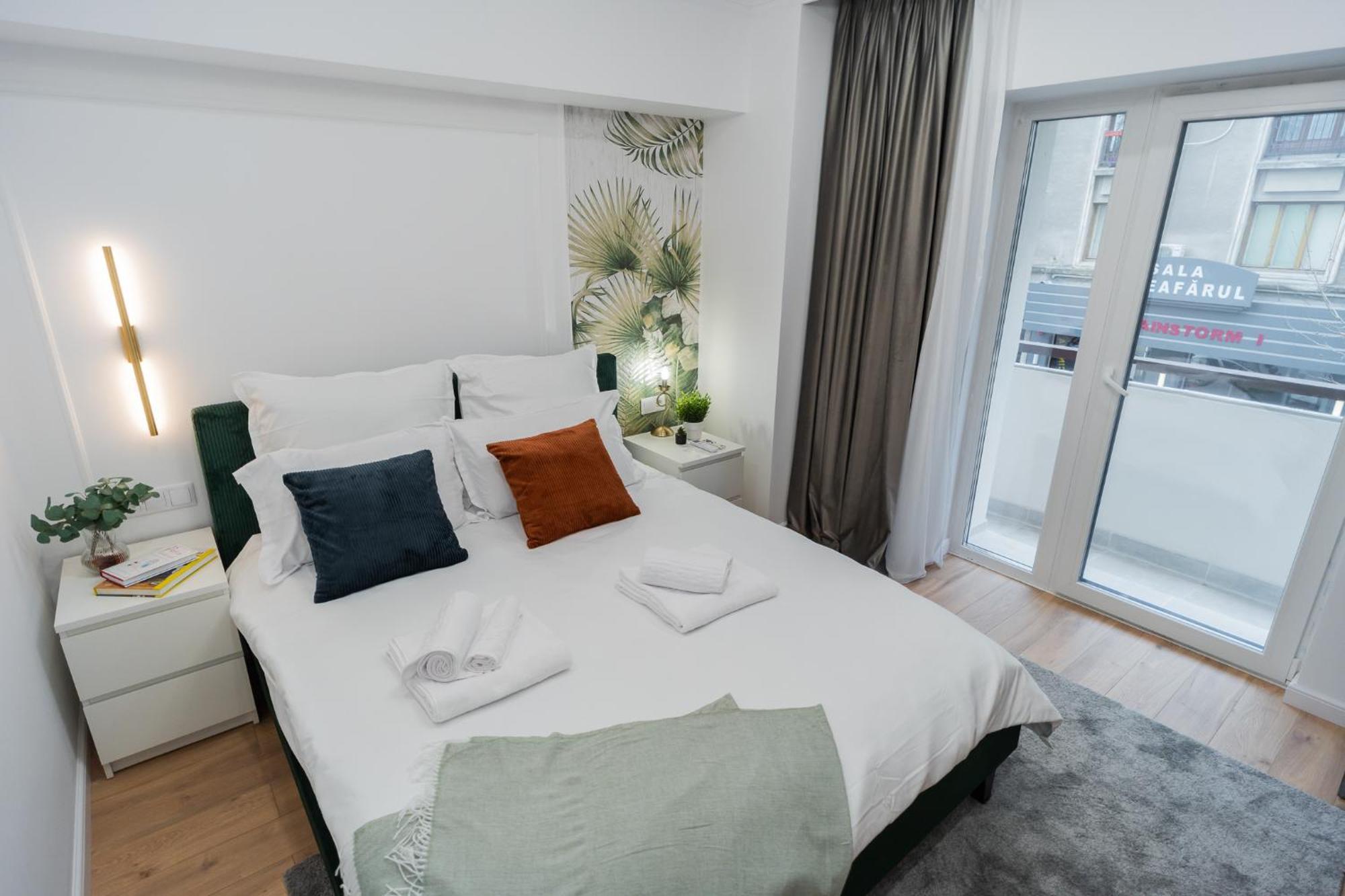 Urban Pearl - Old Town - Unique 4Br/3Ba Apartment Bucharest Exterior photo