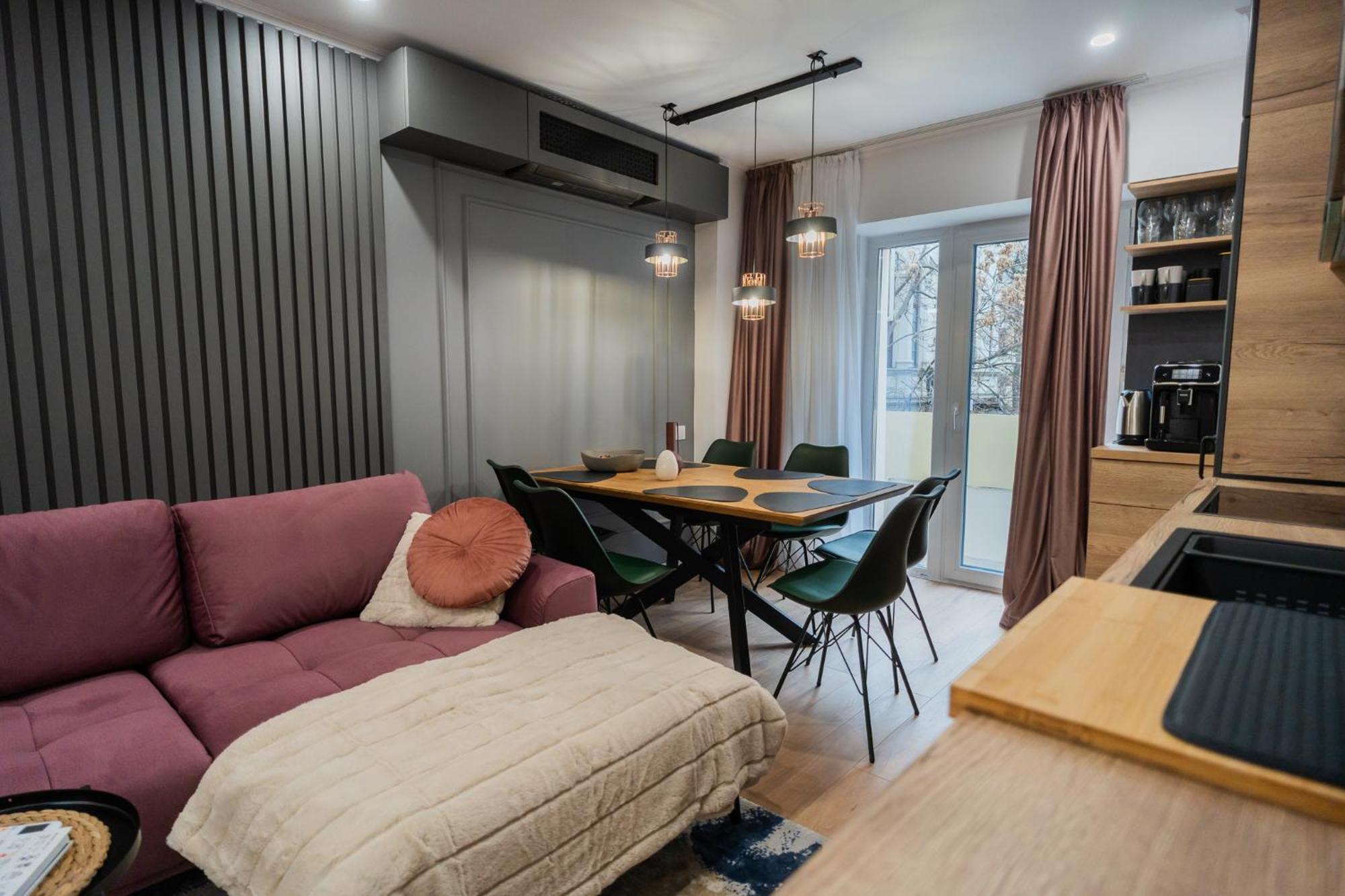 Urban Pearl - Old Town - Unique 4Br/3Ba Apartment Bucharest Exterior photo